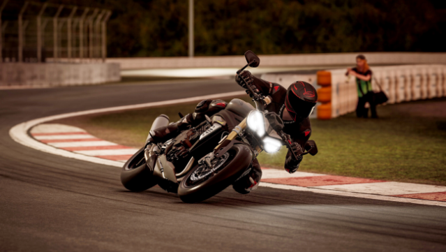 RIDE Gameplay Screenshot